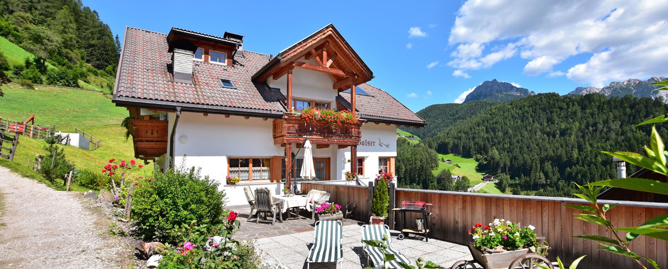 Bauernhofurlaub in den Dolomiten Ferienwohnung in St. Vigil in Enneberg